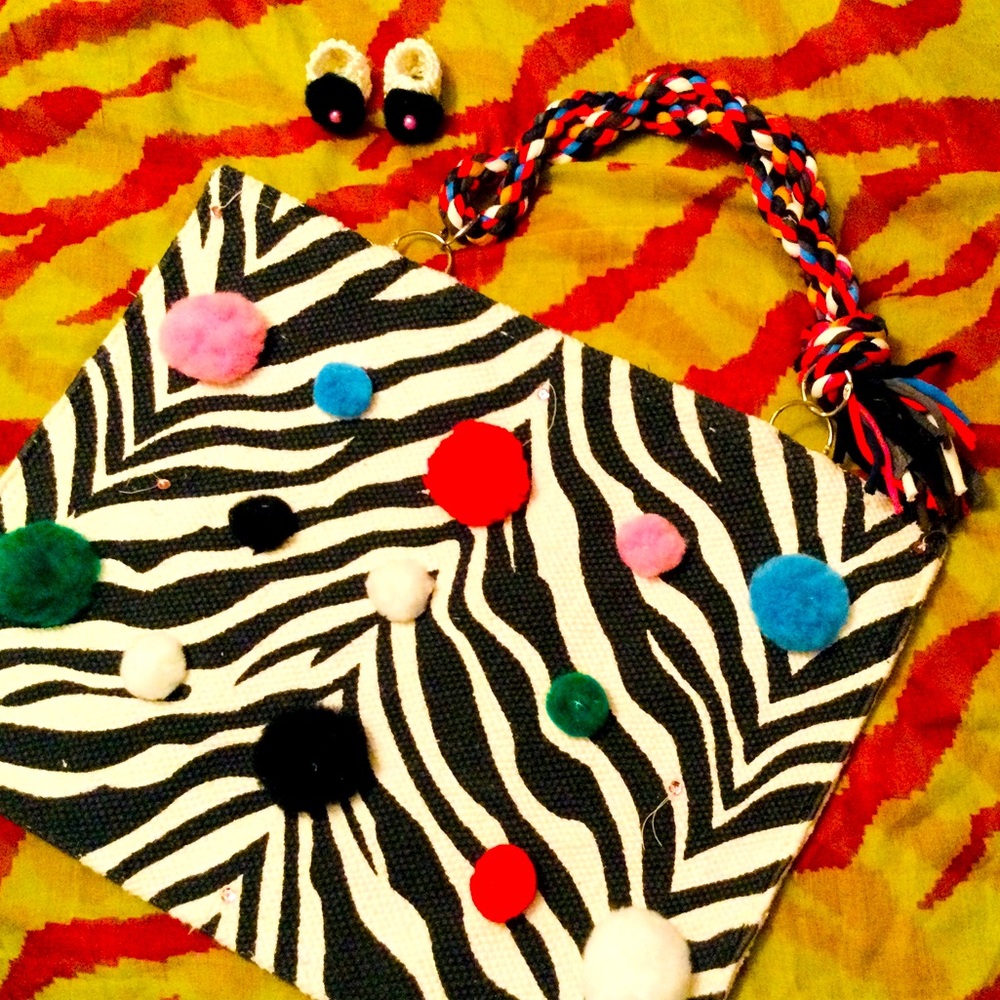 Zebra - Faux Pearl Braided earrings.